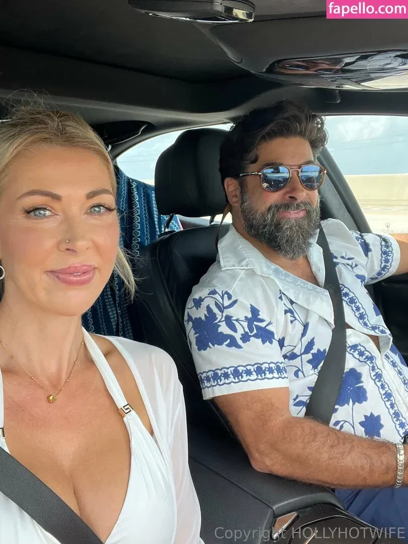 hollyhotwife Onlyfans Photo Gallery 