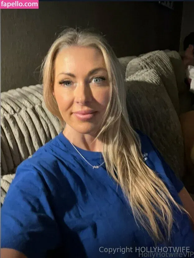 hollyhotwife Onlyfans Photo Gallery 