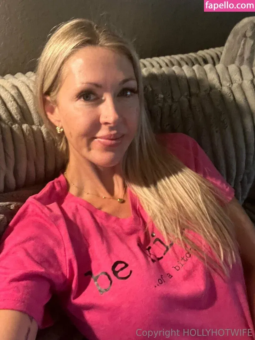 hollyhotwife Onlyfans Photo Gallery 