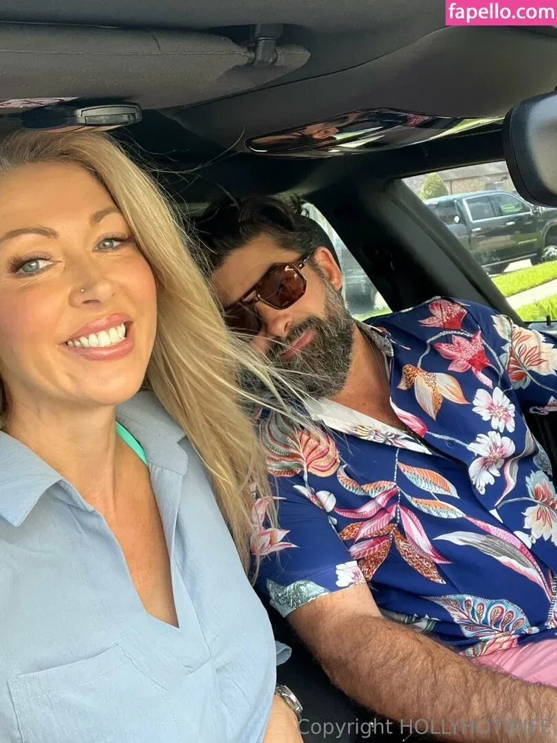 hollyhotwife Onlyfans Photo Gallery 