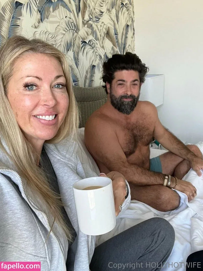 hollyhotwife Onlyfans Photo Gallery 