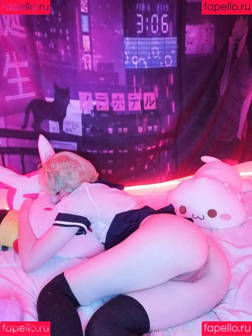 Meido Moon Onlyfans Photo Gallery 