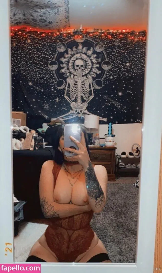 biggtittygothgirl Onlyfans Photo Gallery 