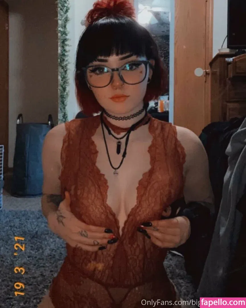 biggtittygothgirl Onlyfans Photo Gallery 