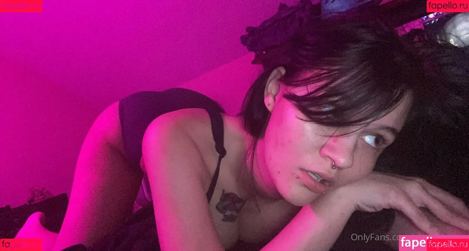 ohshitwhtup Onlyfans Photo Gallery 