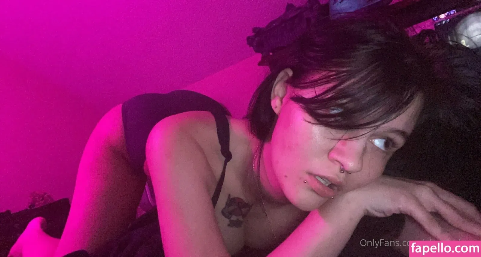 ohshitwhtup Onlyfans Photo Gallery 