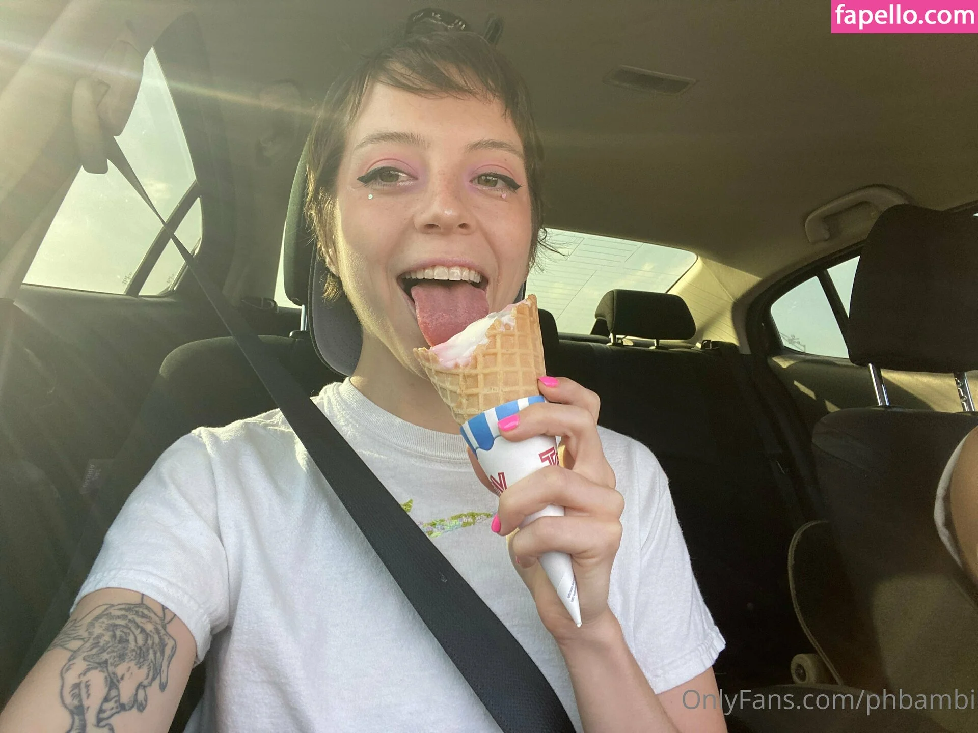 phbambi Onlyfans Photo Gallery 