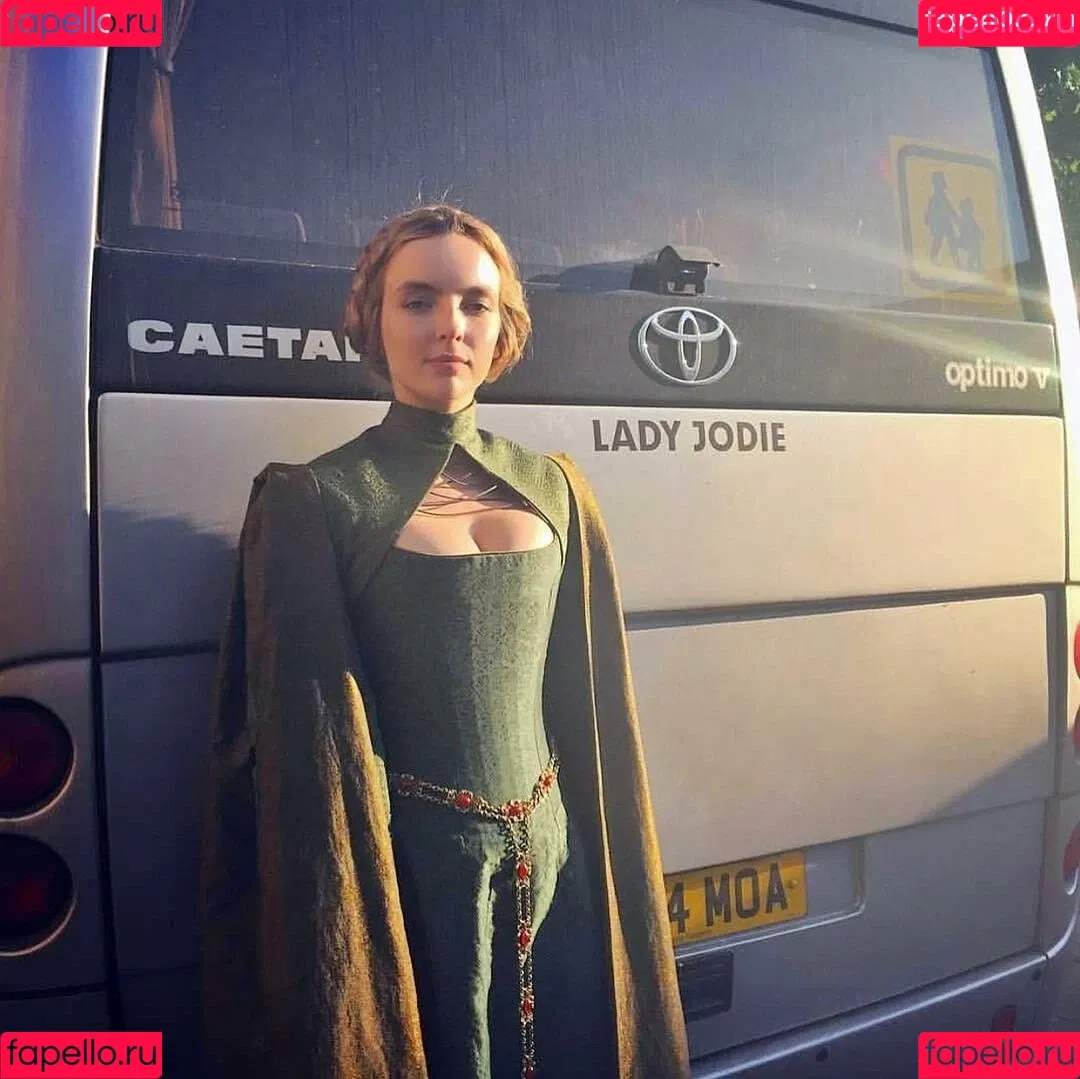 Jodie Comer Onlyfans Photo Gallery 