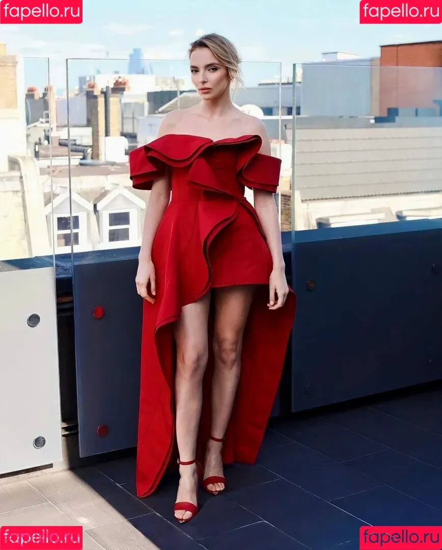 Jodie Comer Onlyfans Photo Gallery 