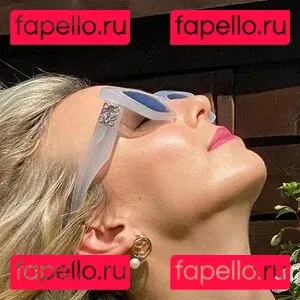 Jodie Comer Onlyfans Photo Gallery 