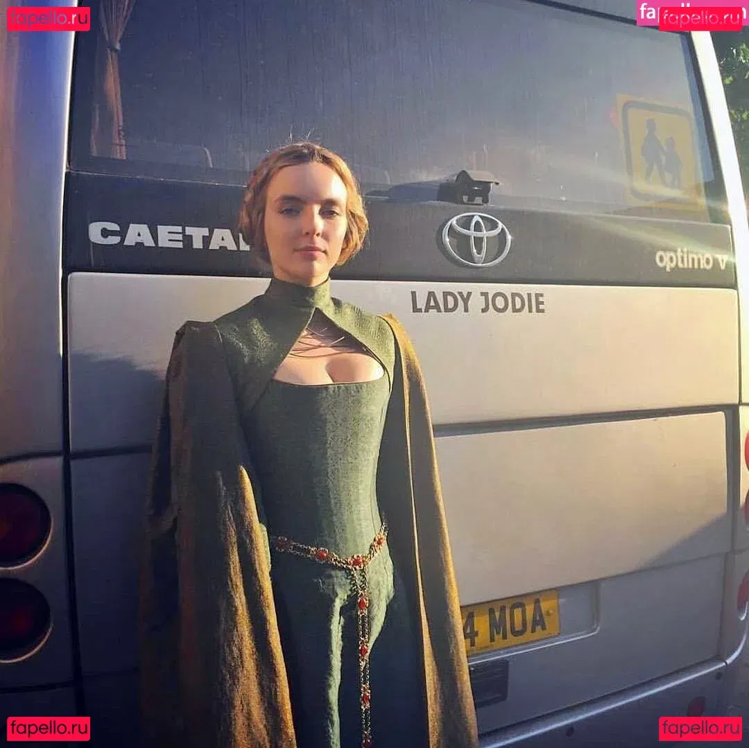 Jodie Comer Onlyfans Photo Gallery 