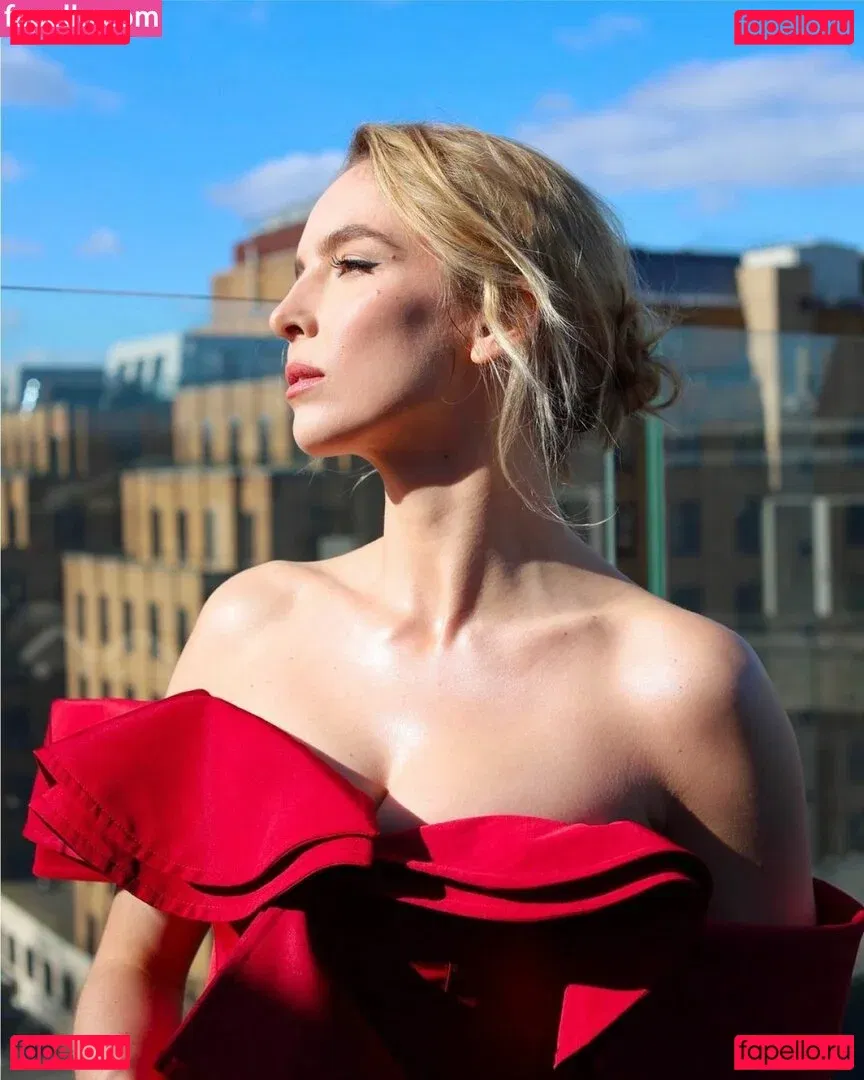 Jodie Comer Onlyfans Photo Gallery 