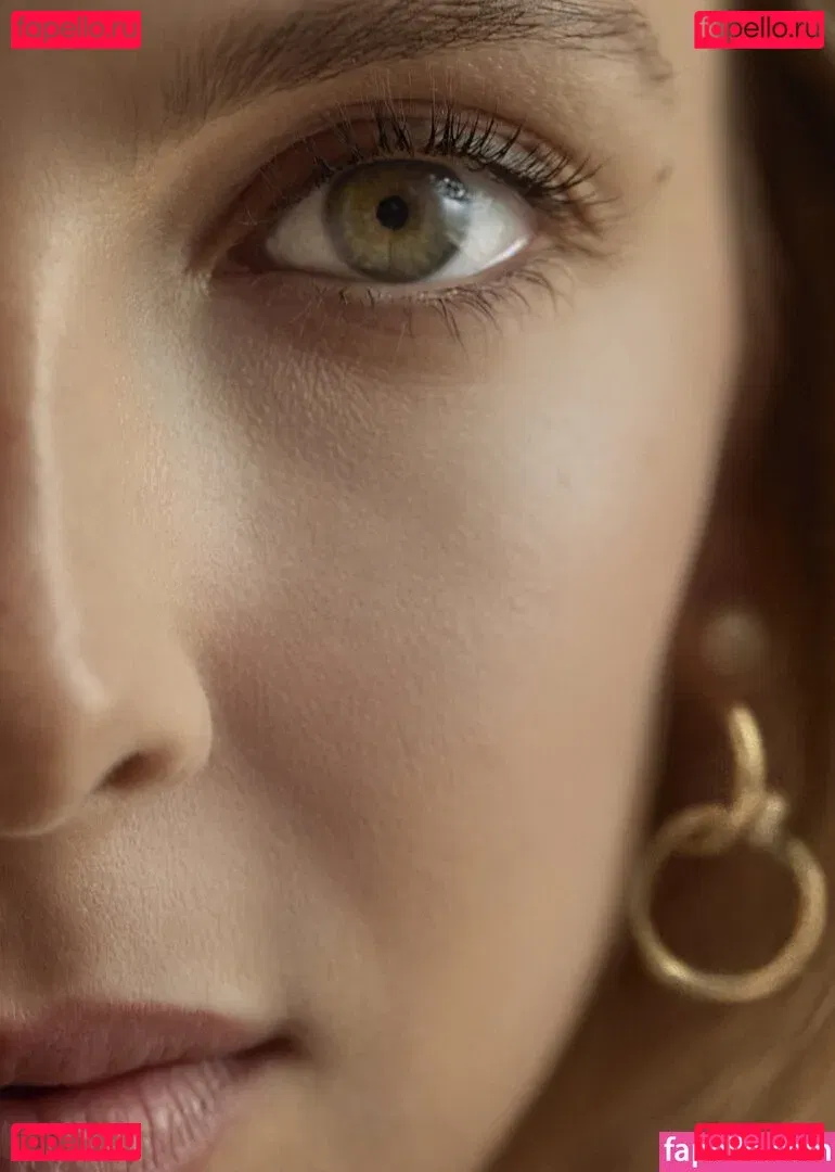 Jodie Comer Onlyfans Photo Gallery 