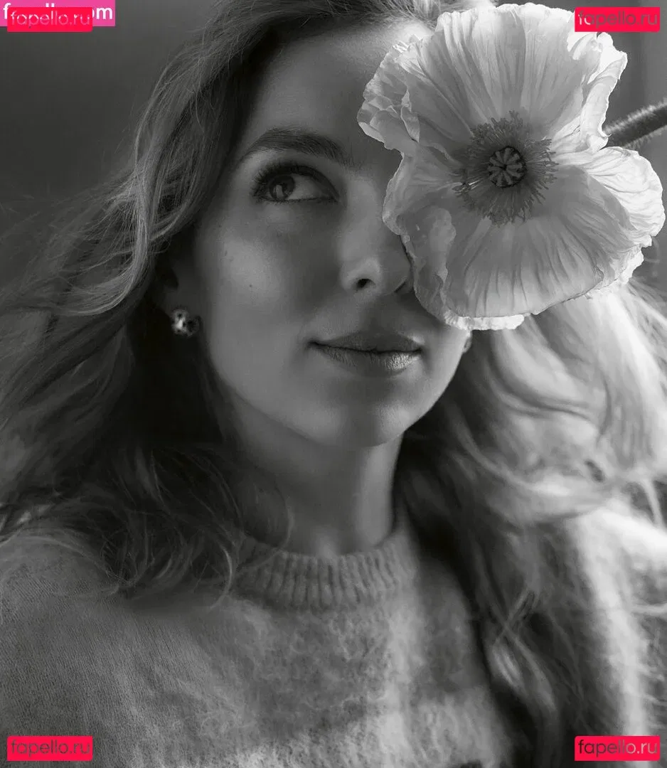 Jodie Comer Onlyfans Photo Gallery 