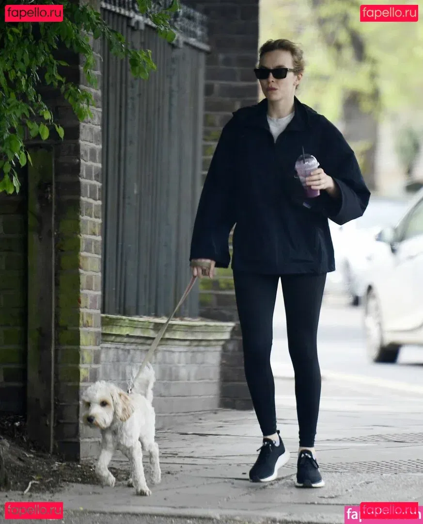 Jodie Comer Onlyfans Photo Gallery 