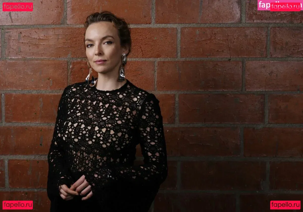 Jodie Comer Onlyfans Photo Gallery 