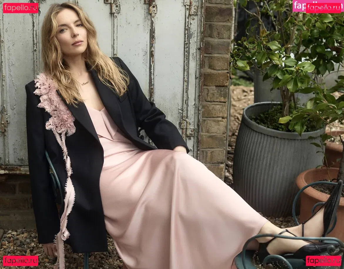 Jodie Comer Onlyfans Photo Gallery 