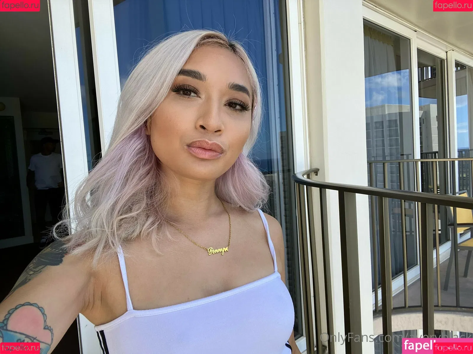Avery Black Onlyfans Photo Gallery 