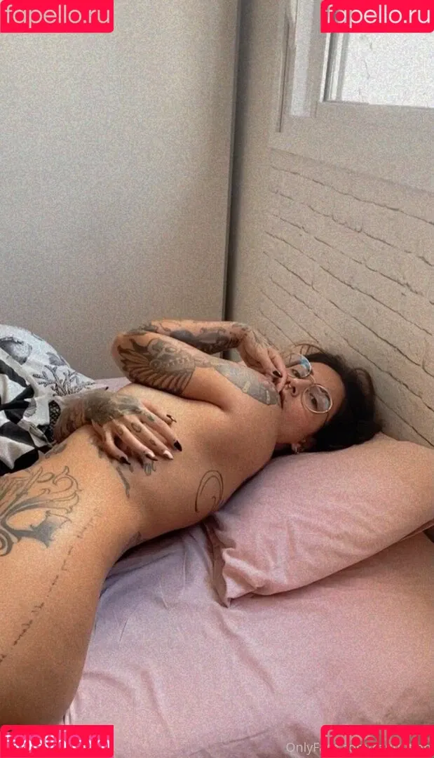 Cauuution Onlyfans Photo Gallery 