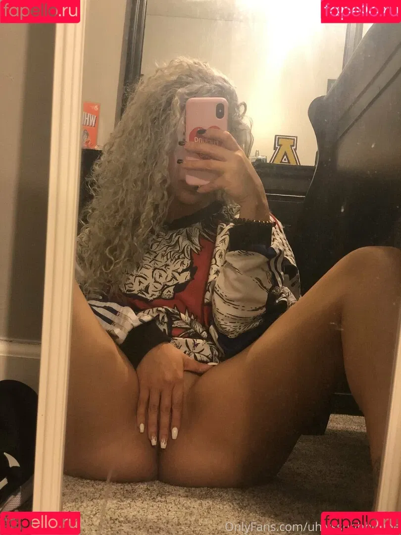 uhlyssuhdotcom Onlyfans Photo Gallery 