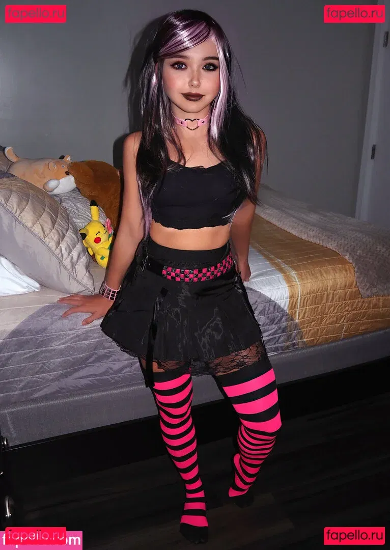 a-girl Onlyfans Photo Gallery 