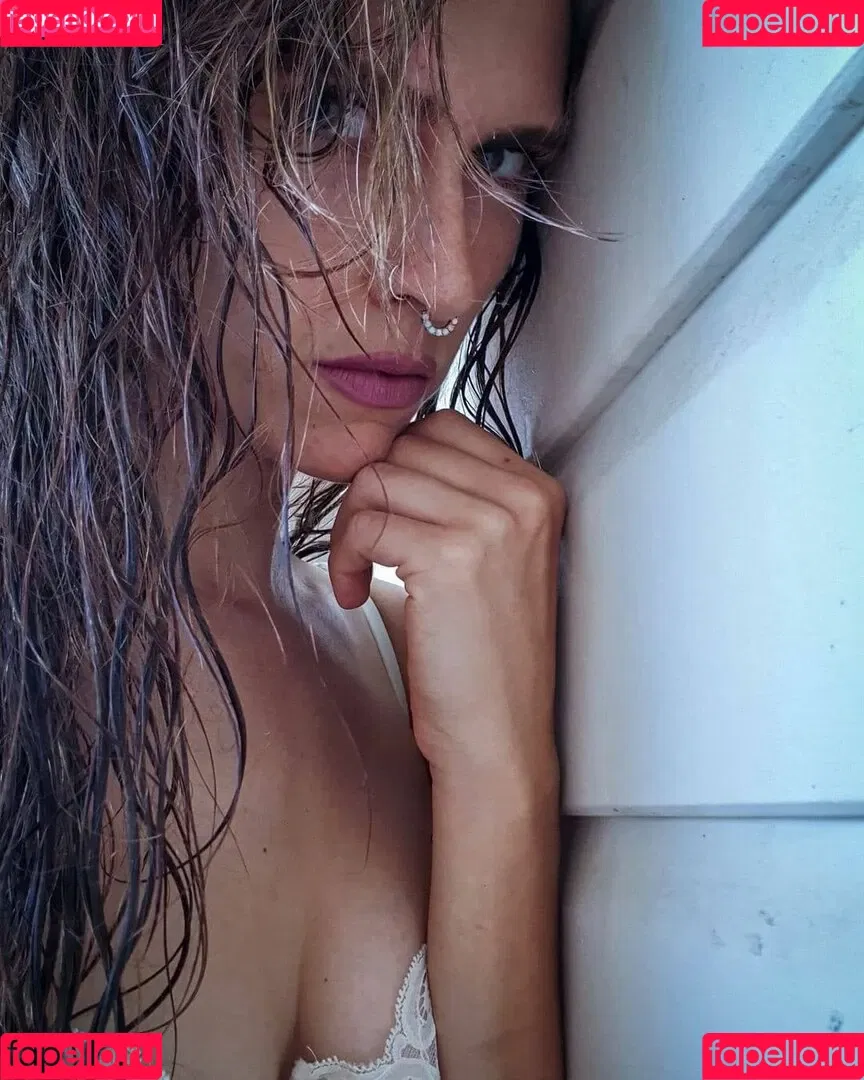 Sieren_ Pole Onlyfans Photo Gallery 