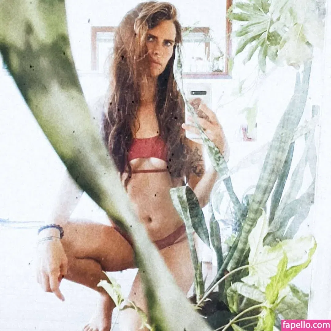 Sieren_ Pole Onlyfans Photo Gallery 