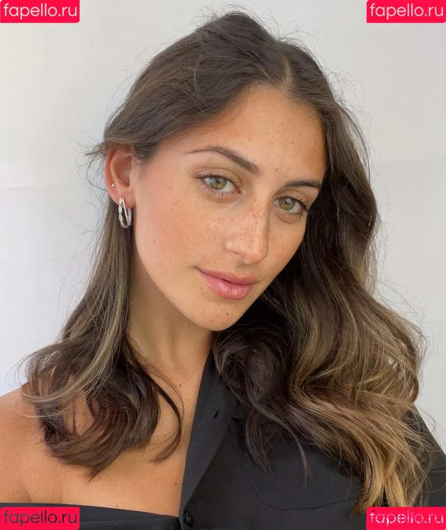 Tatiana Schwartz Onlyfans Photo Gallery 
