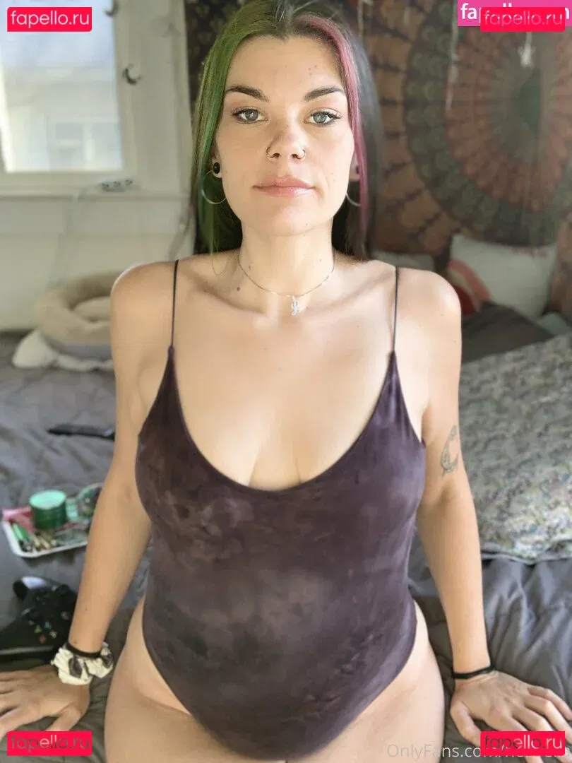 helloella Onlyfans Photo Gallery 