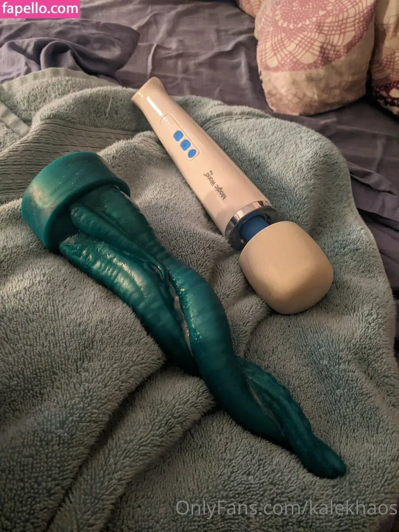 kalekhaos Onlyfans Photo Gallery 