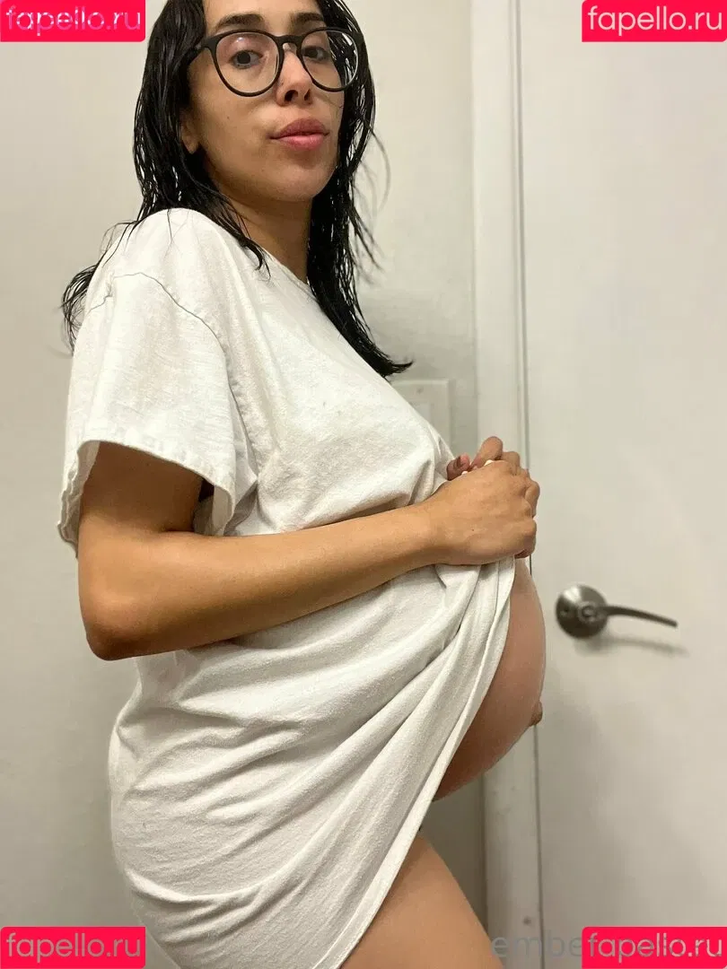 emberbastet Onlyfans Photo Gallery 