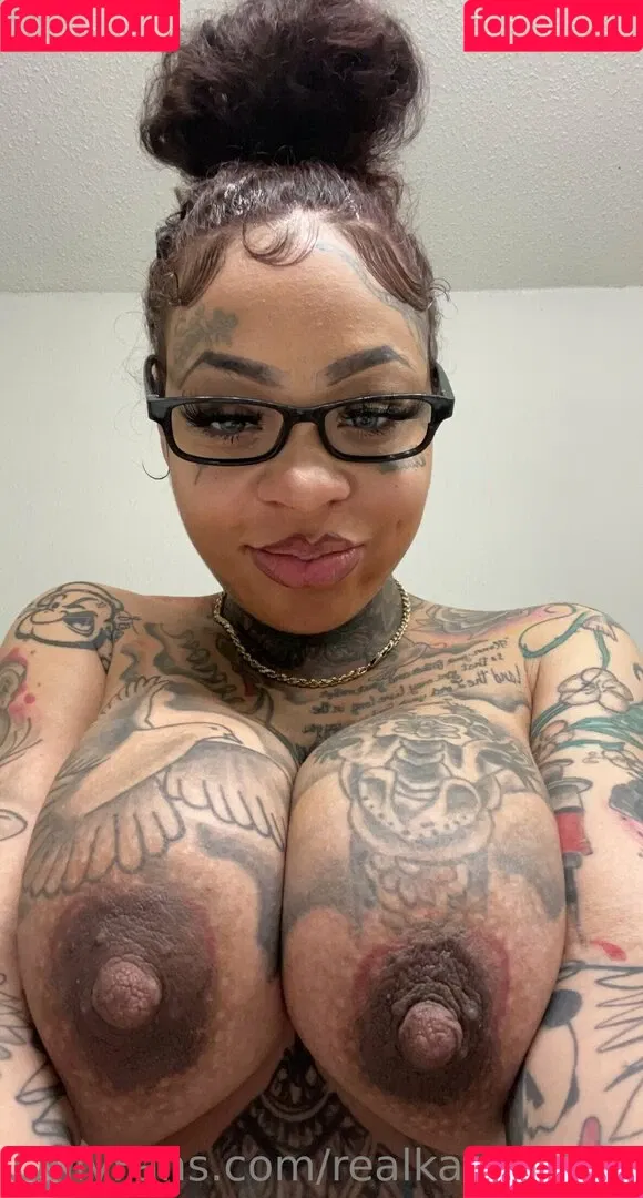 realkaaybrazy Onlyfans Photo Gallery 