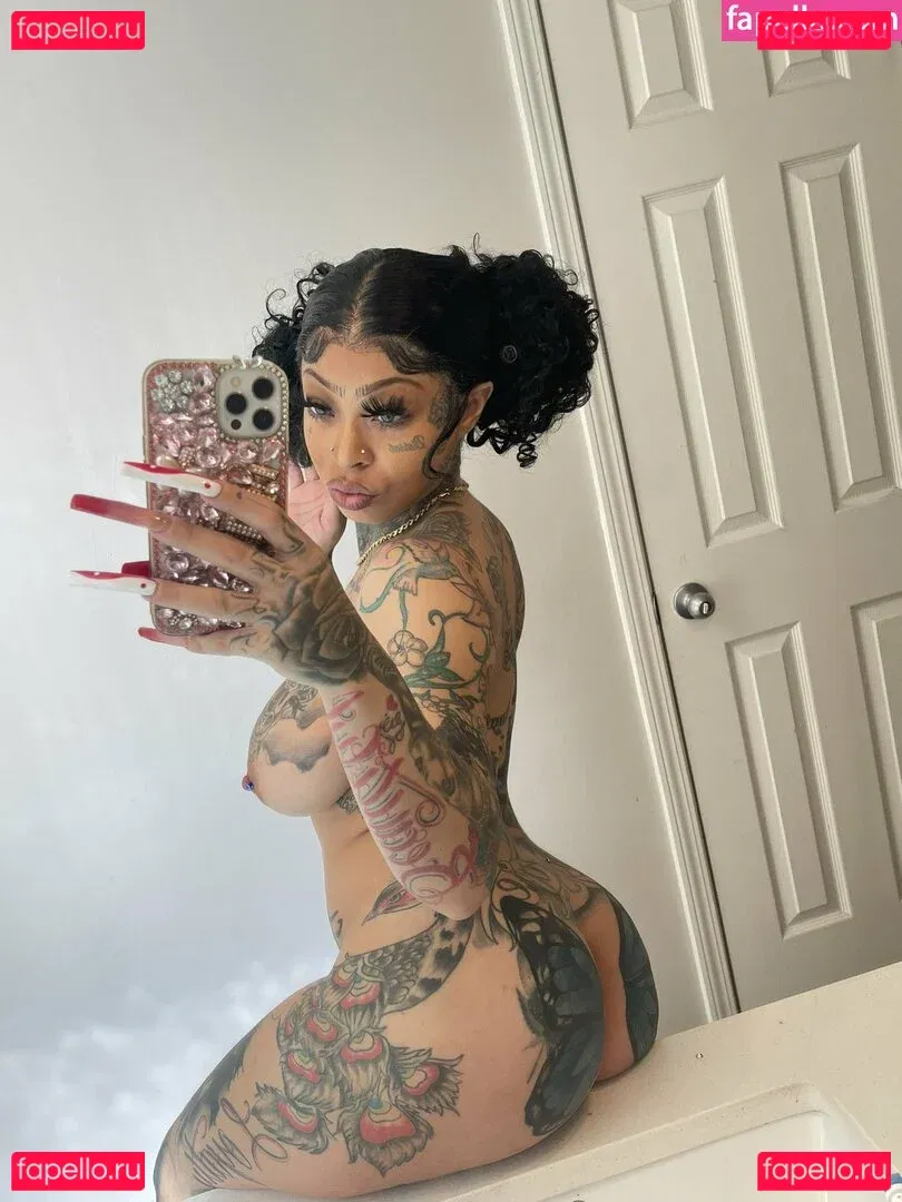 realkaaybrazy Onlyfans Photo Gallery 