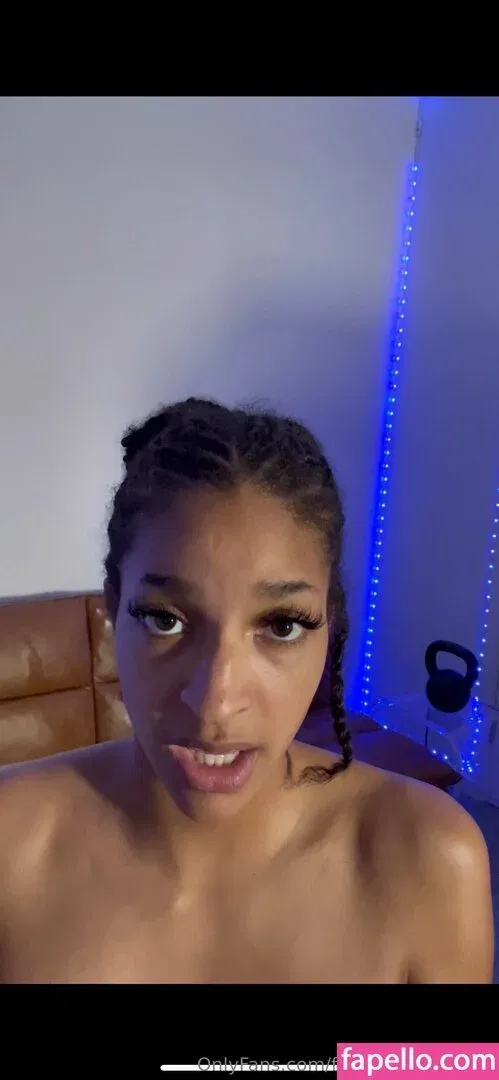 foxybrown20_free Onlyfans Photo Gallery 