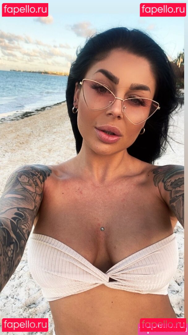 Nikki Belfort Nude Onlyfans Photo 41