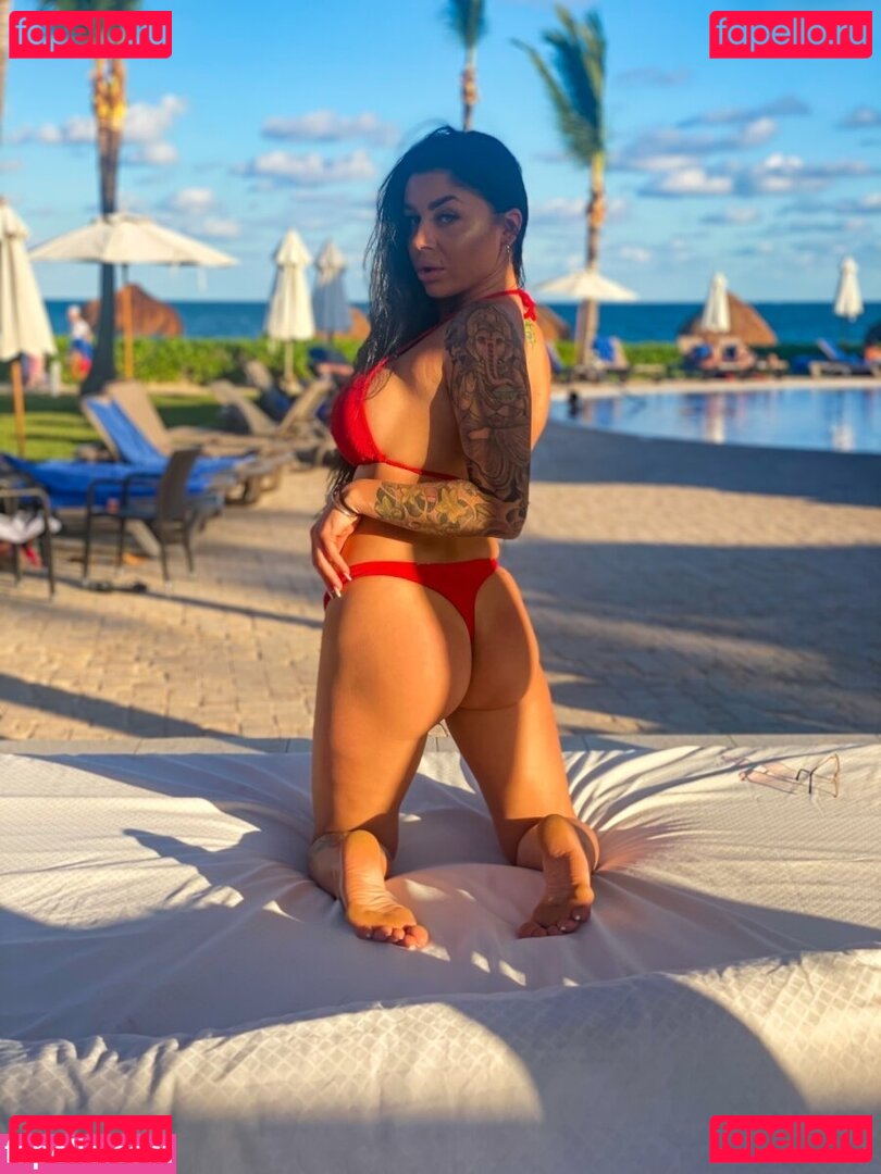 Nikki Belfort Nude Onlyfans Photo 8