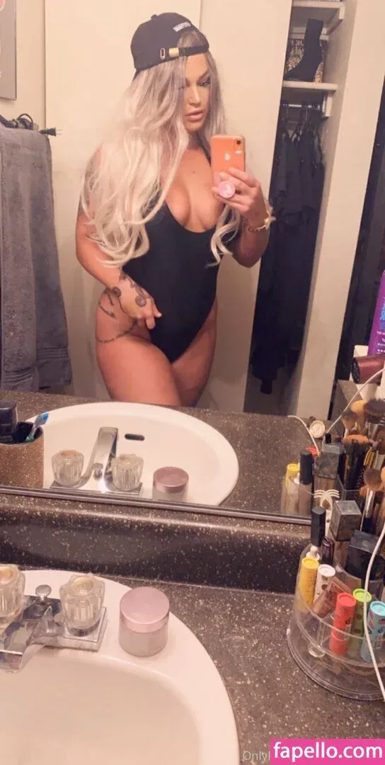 gun_mamii Onlyfans Photo Gallery 