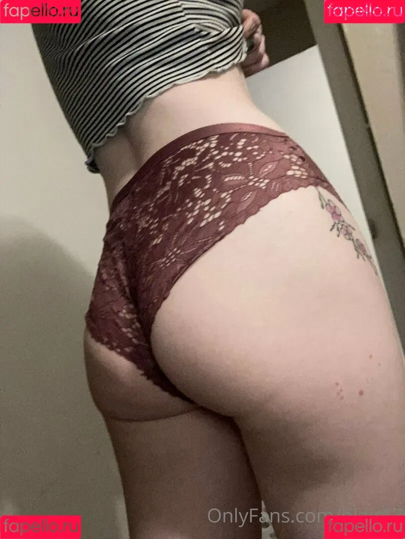 blair17 Onlyfans Photo Gallery 
