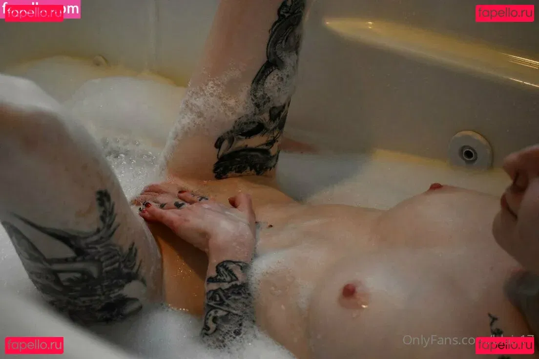 blair17 Onlyfans Photo Gallery 