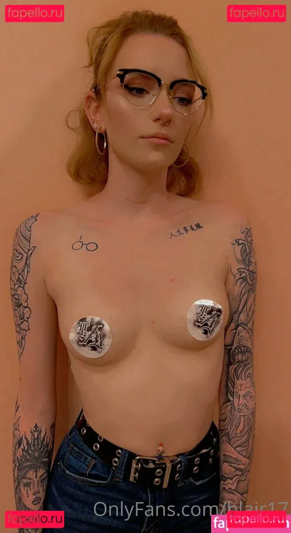 blair17 Onlyfans Photo Gallery 