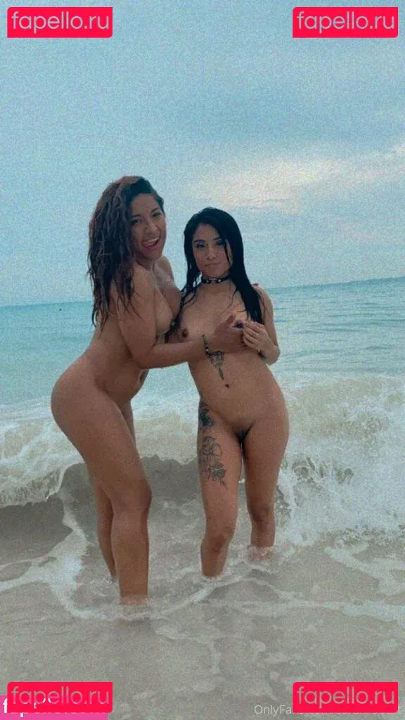 sarahrobert Onlyfans Photo Gallery 