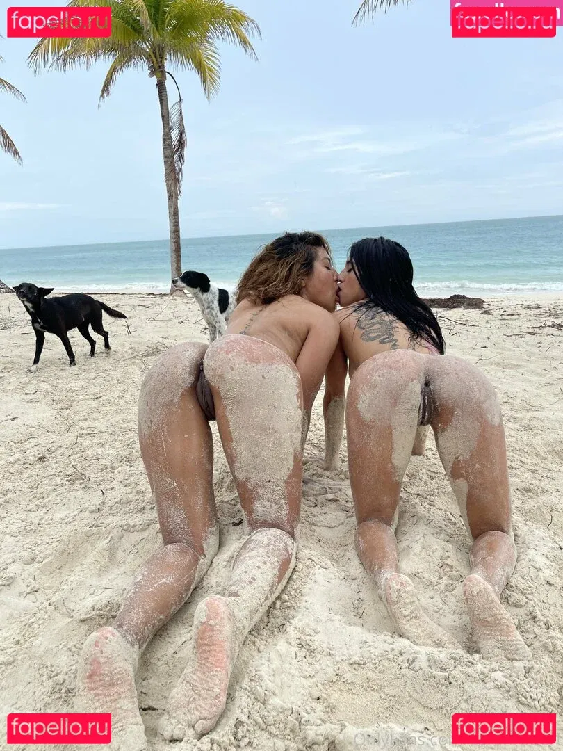 sarahrobert Onlyfans Photo Gallery 