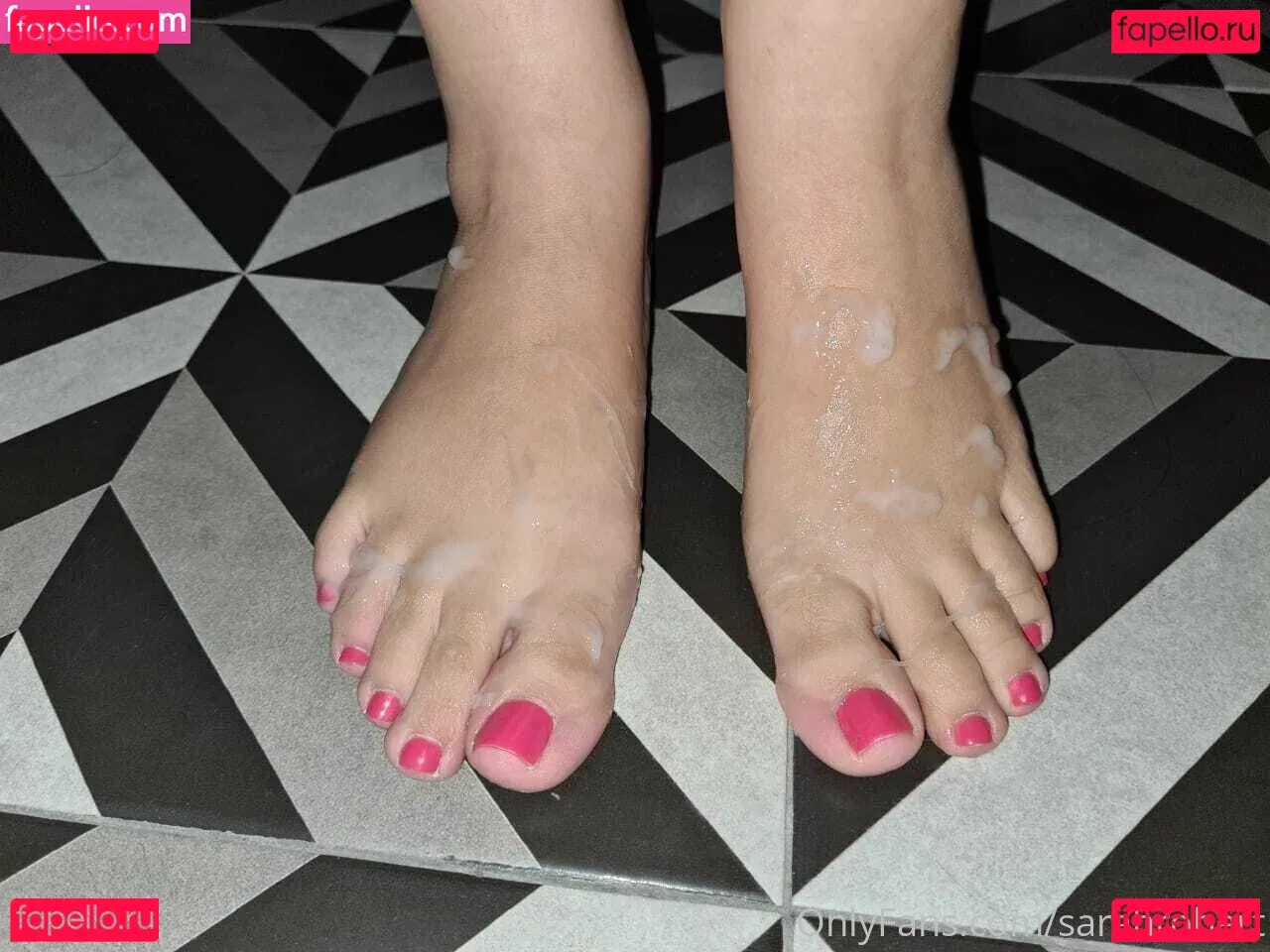 sarahrobert Onlyfans Photo Gallery 