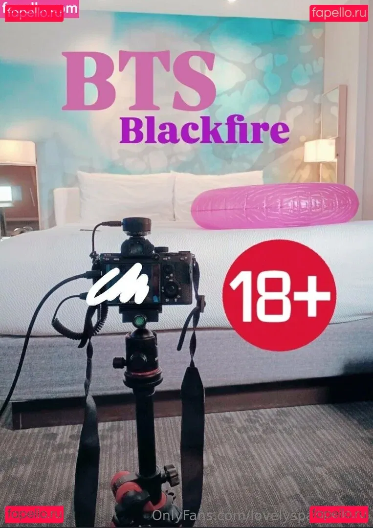 LovelySpaceKitten Onlyfans Photo Gallery 