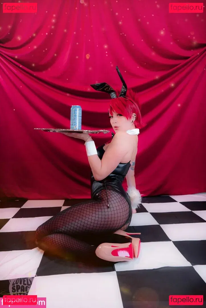 LovelySpaceKitten Onlyfans Photo Gallery 