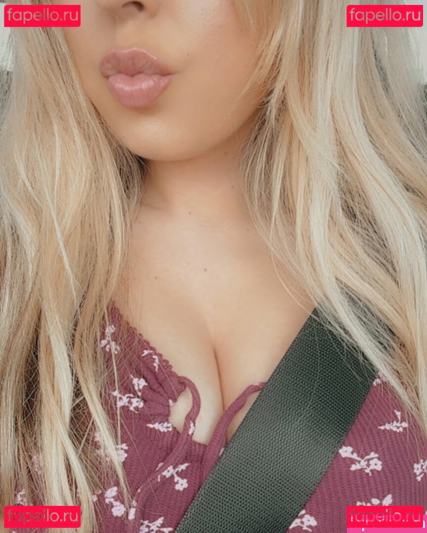 BustyVeronica Nude Onlyfans Photo 9