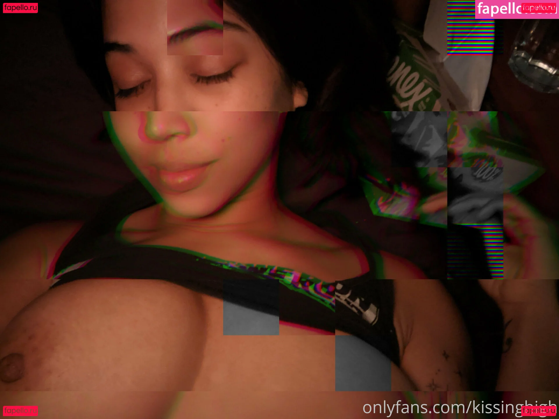 kissinghigh Onlyfans Photo Gallery 