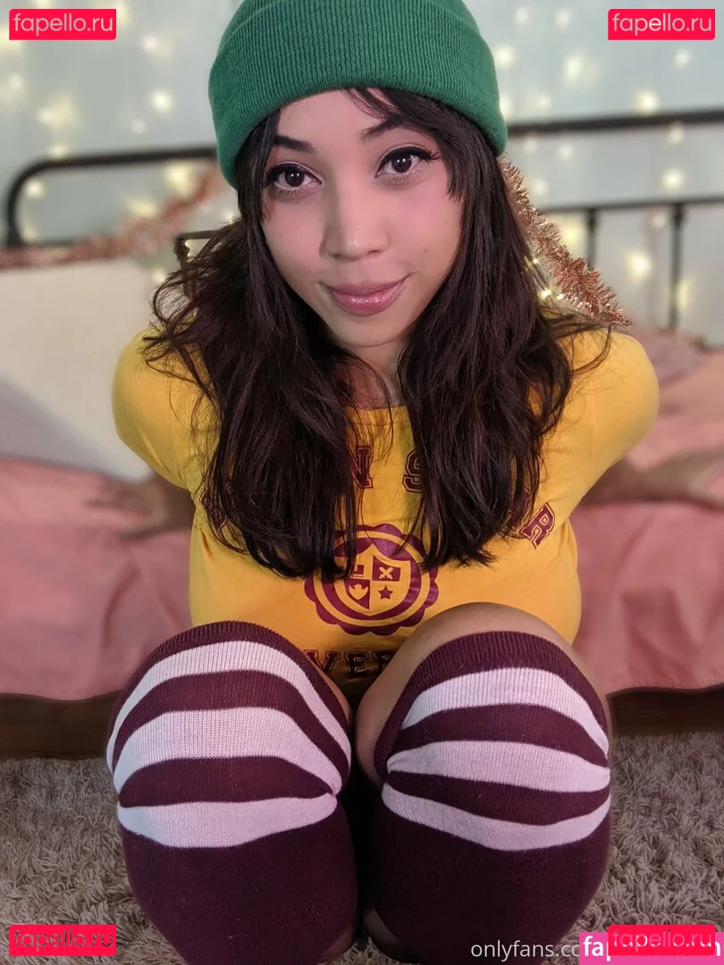 kissinghigh Onlyfans Photo Gallery 