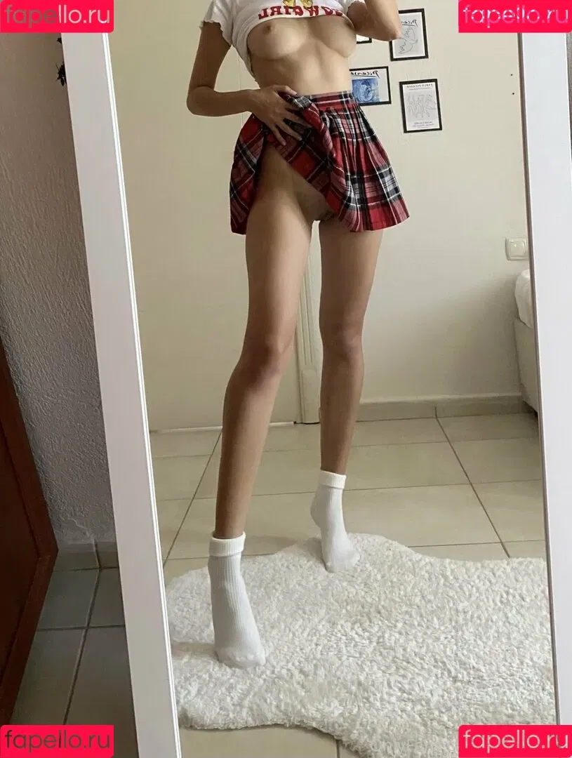 Zeynep Ece Onlyfans Photo Gallery 