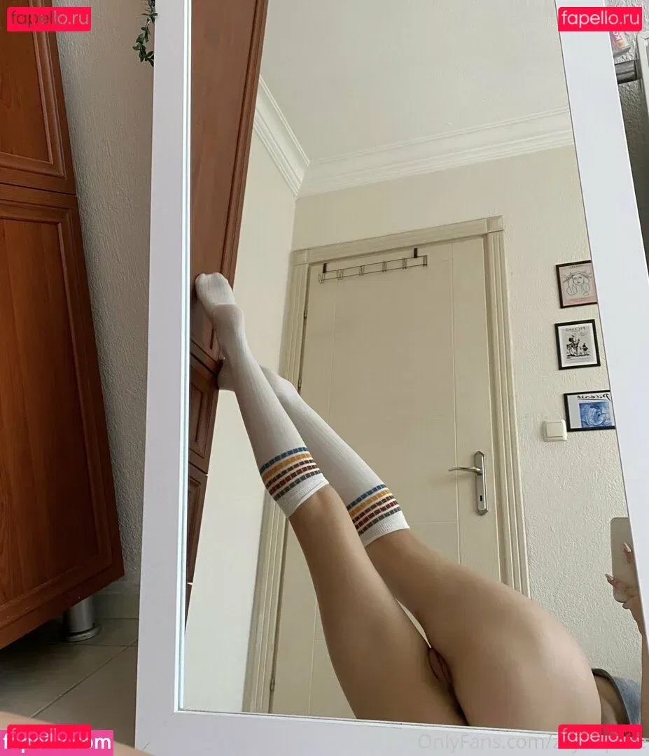 Zeynep Ece Onlyfans Photo Gallery 